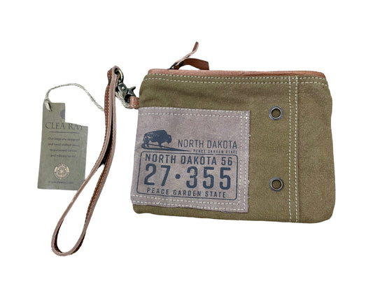 Wristlet By Clothes Mentor In Brown, Size:Medium