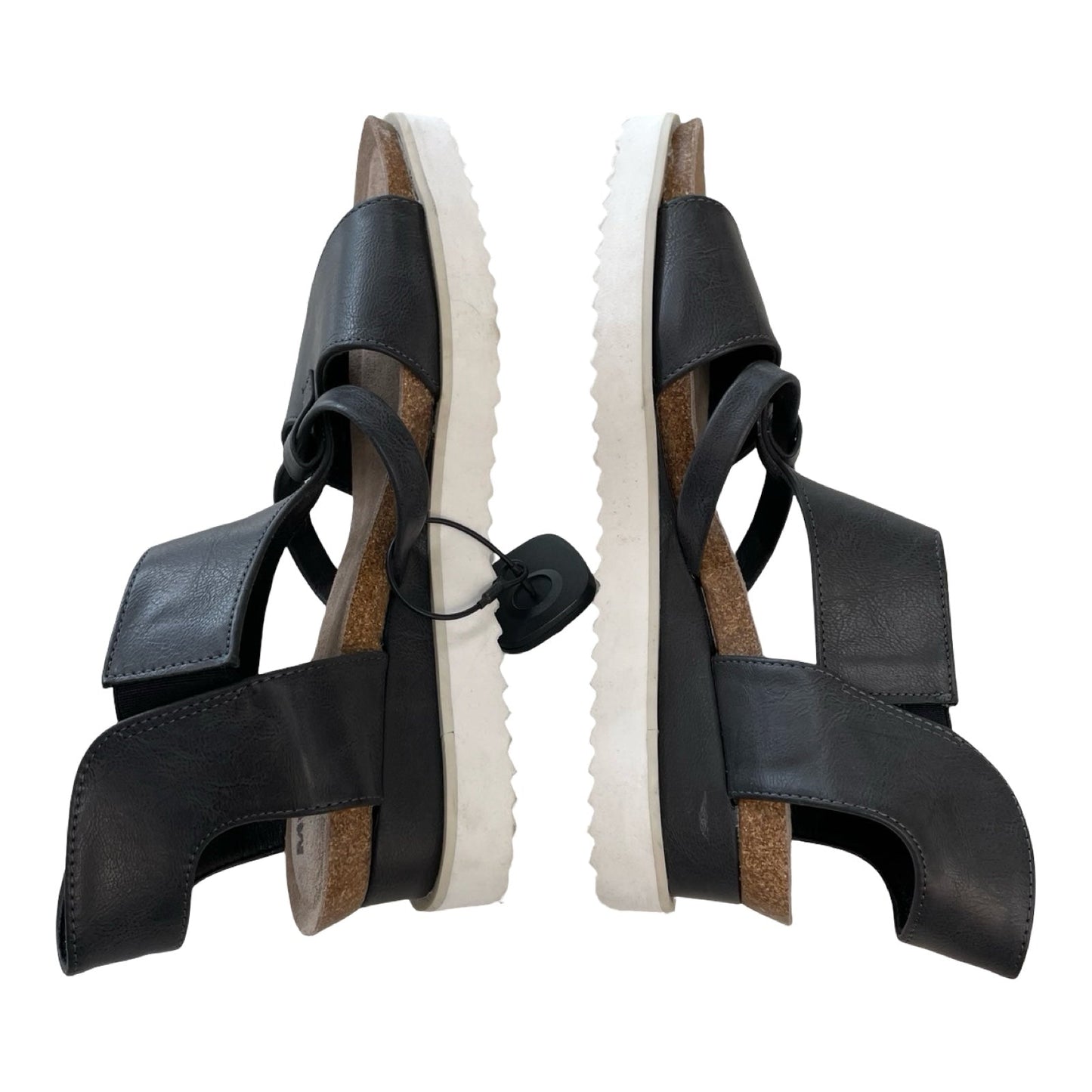 Sandals Flats By Muk Luks In Black, Size:10