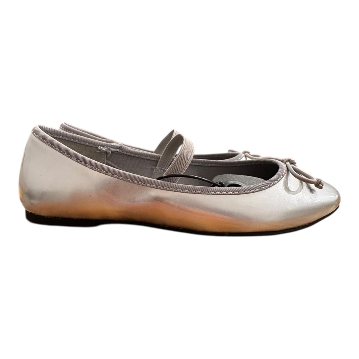 Shoes Flats By Kenneth Cole In Silver, Size:6