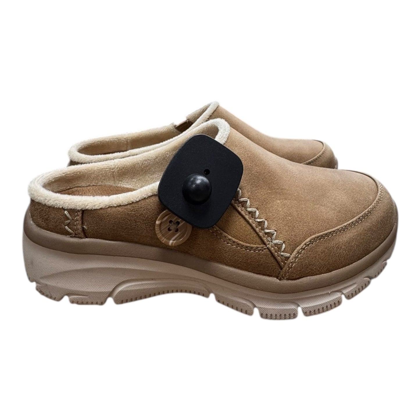 Shoes Flats By Skechers In Brown, Size:7