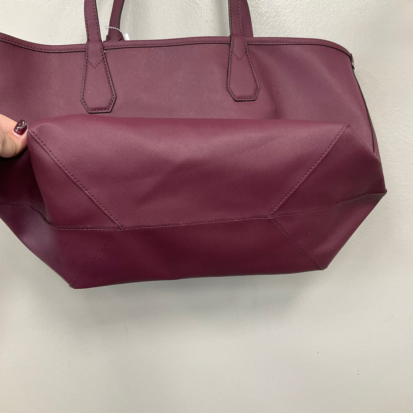 Handbag Designer By Michael Kors In Purple, Size:Large