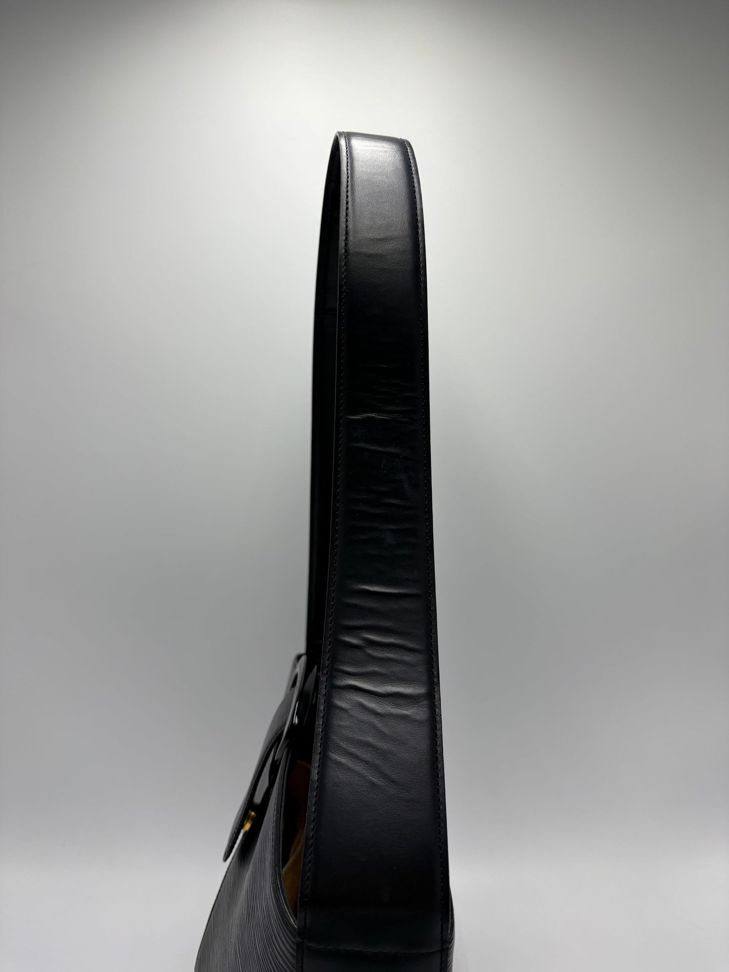 Louis Vuitton Epi Leather Reverie Luxury Handbag