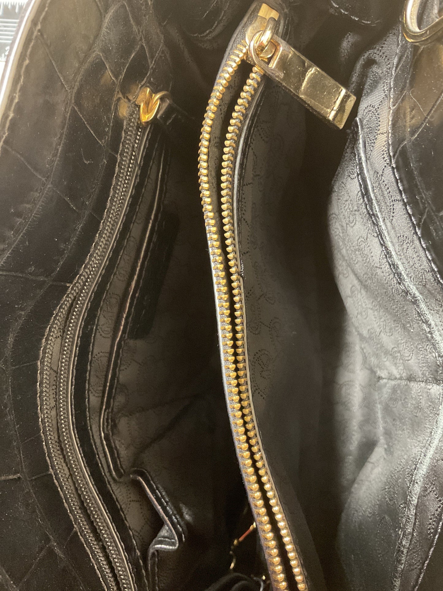 Handbag Designer By Michael Kors In Black, Size:Medium