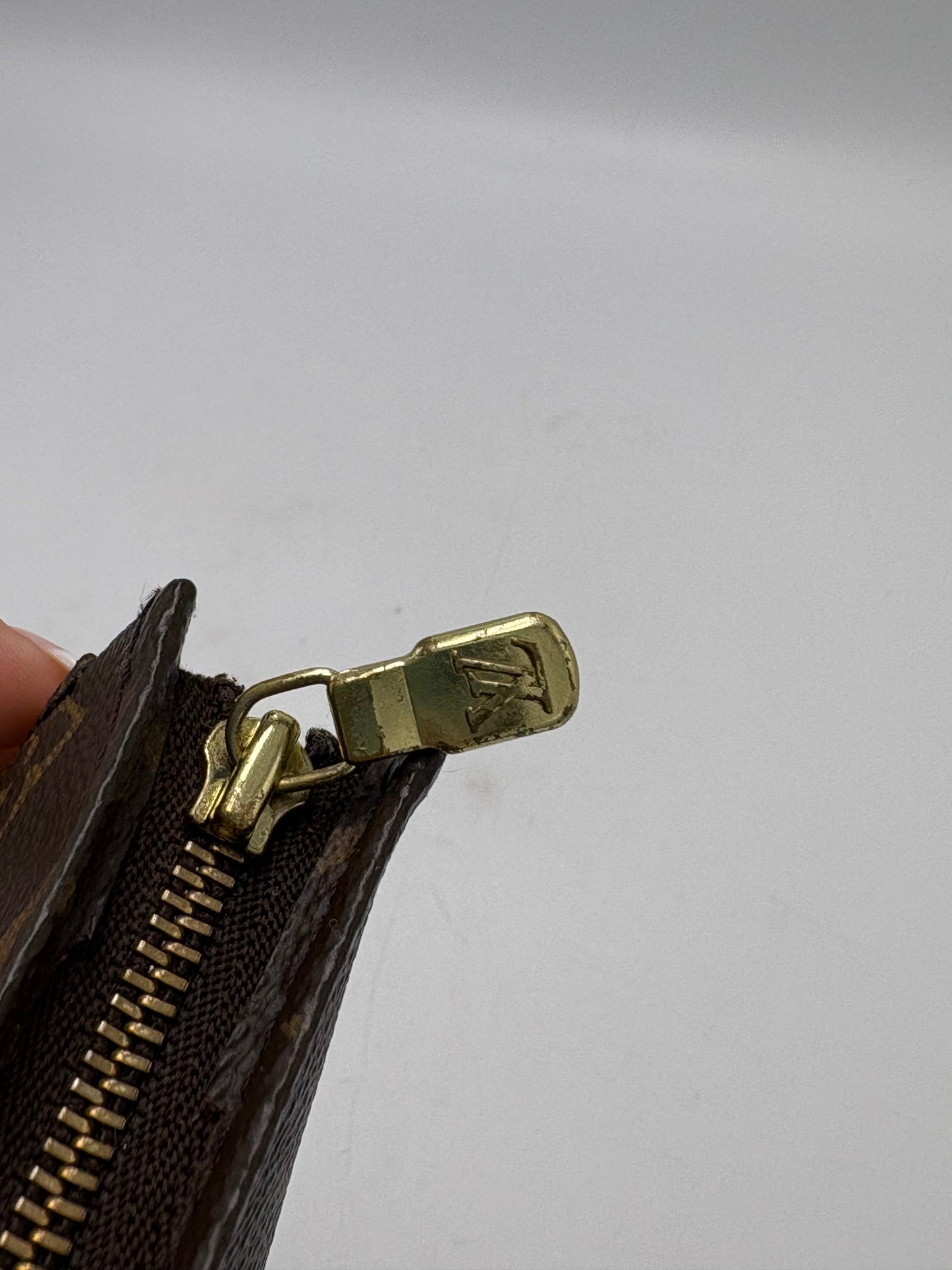 Louis Vuitton Monogram Toiletry Pouch 26 Luxury Makeup Bag