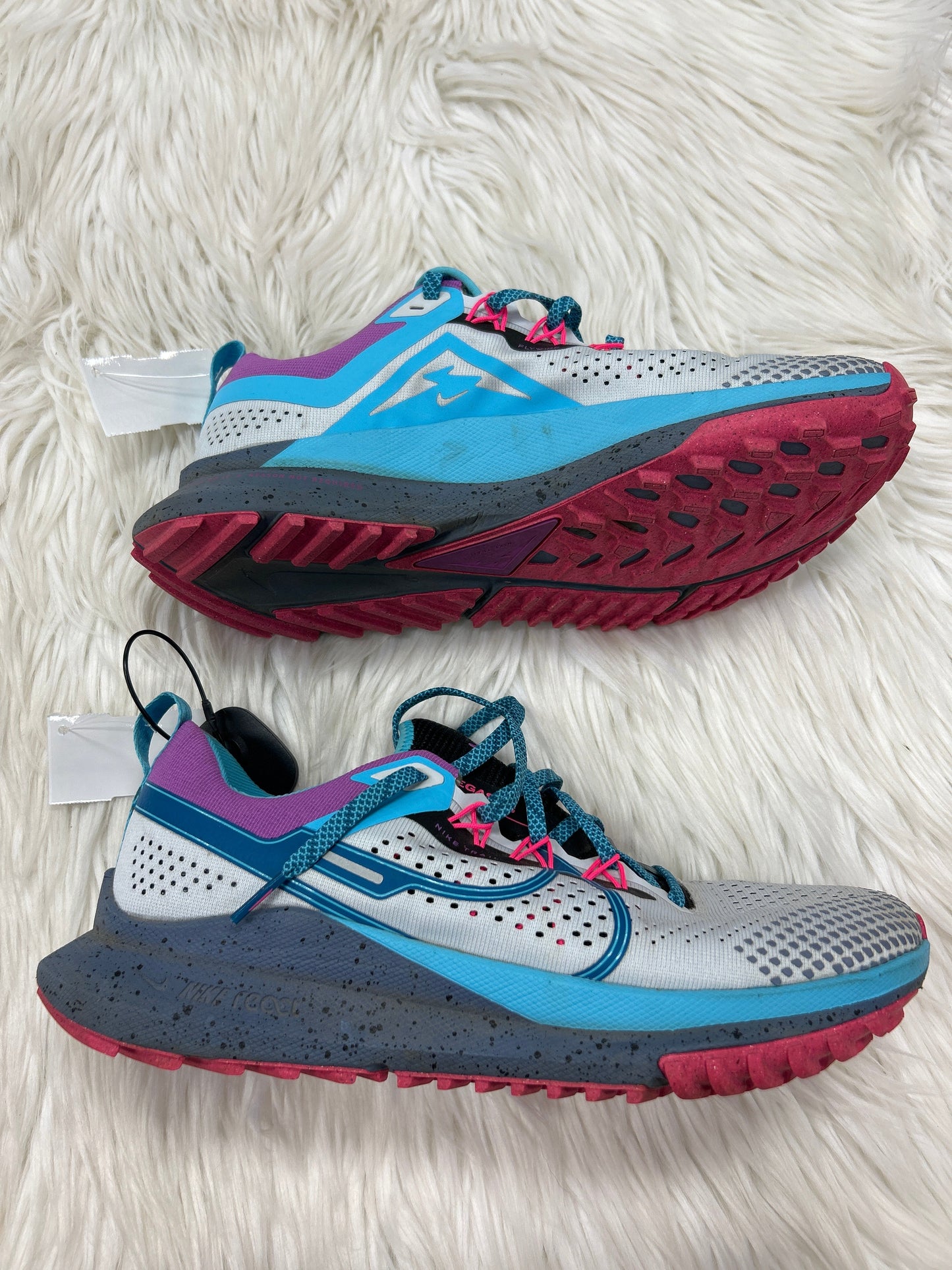 Shoes Athletic By Nike In Grey, Size:9