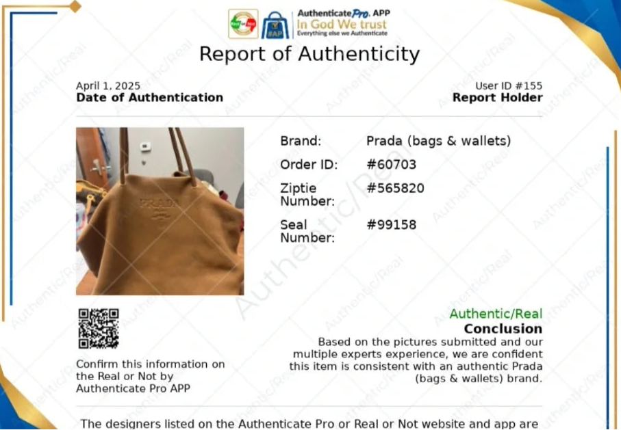 Handbag Luxury Designer By Prada, Size: Large