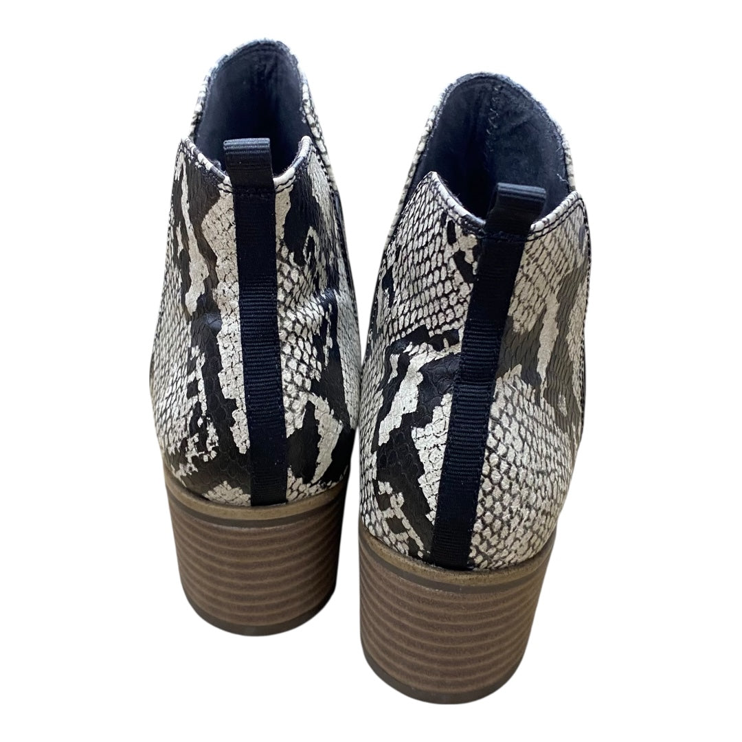 Boots Ankle Heels By Dr Scholls In Snakeskin Print, Size:7.5