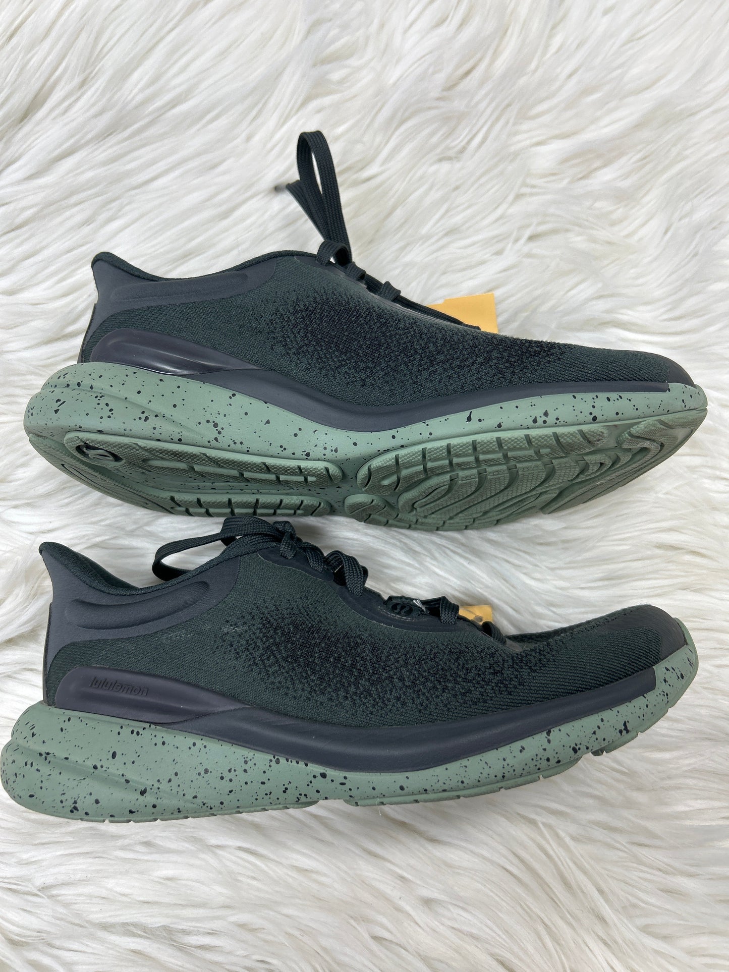 Shoes Athletic By Lululemon In Black & Green, Size:5.5