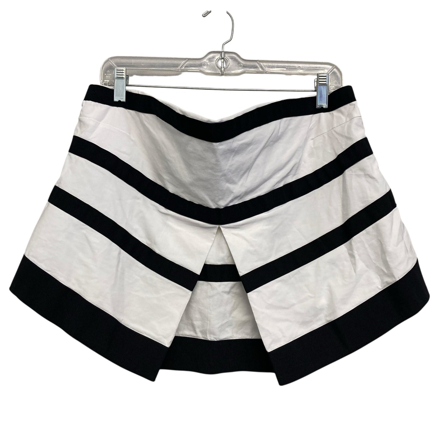 Top Sleeveless By Maeve In Black & White, Size:Xl
