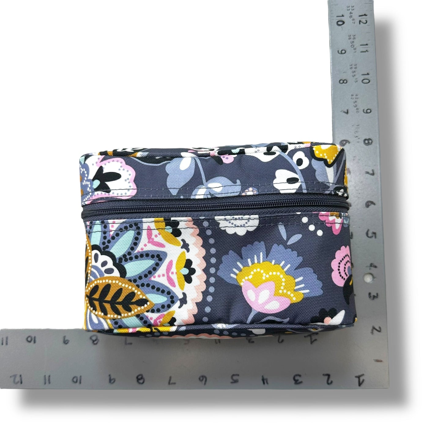 Makeup 3 piece set By Vera Bradley, Size: Small