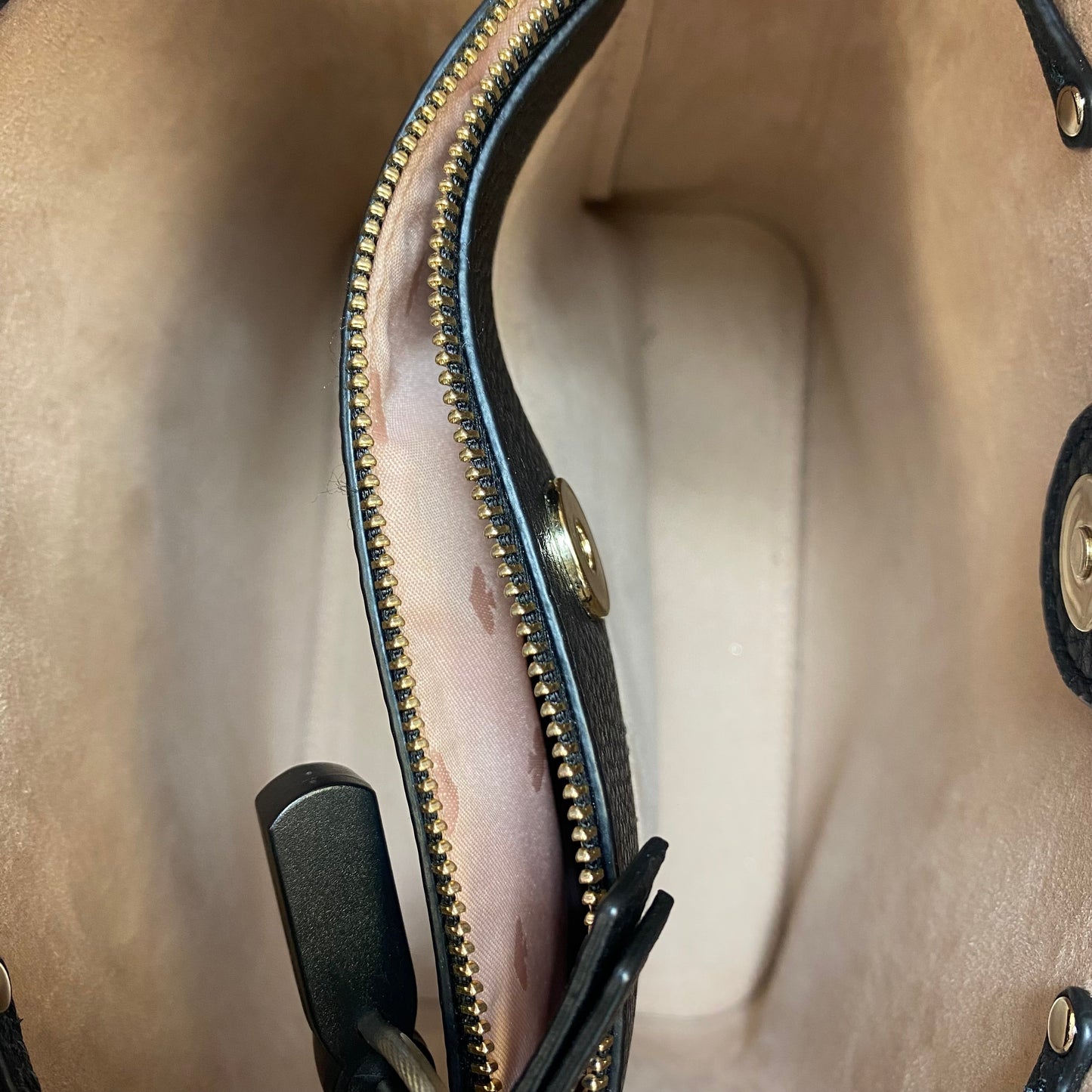 Handbag Designer By Kate Spade, Size: Medium