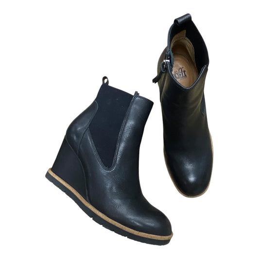 Boots Ankle Heels By Sofft In Black, Size:7.5