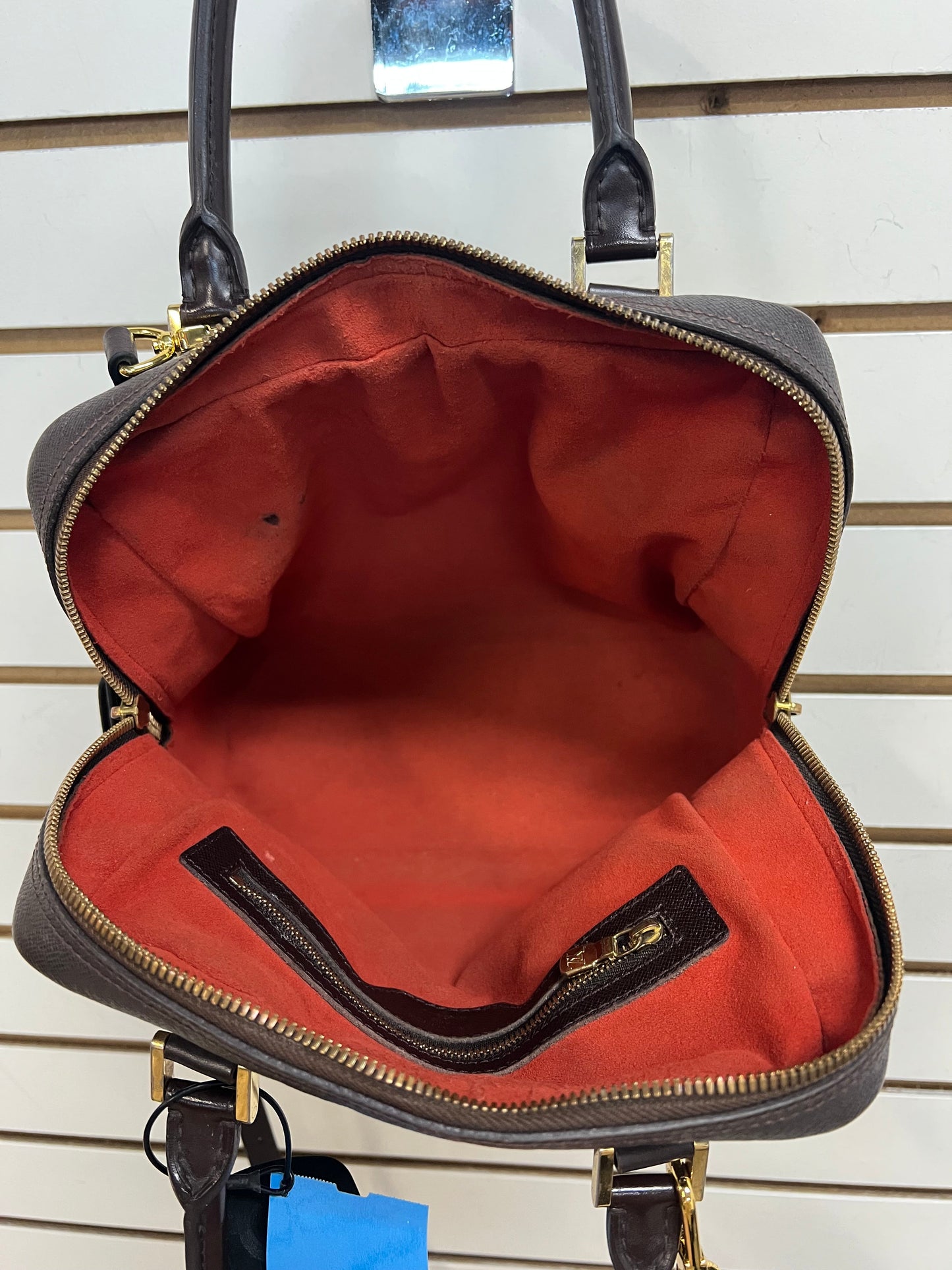 Handbag Luxury Designer By Louis Vuitton, Size: Medium