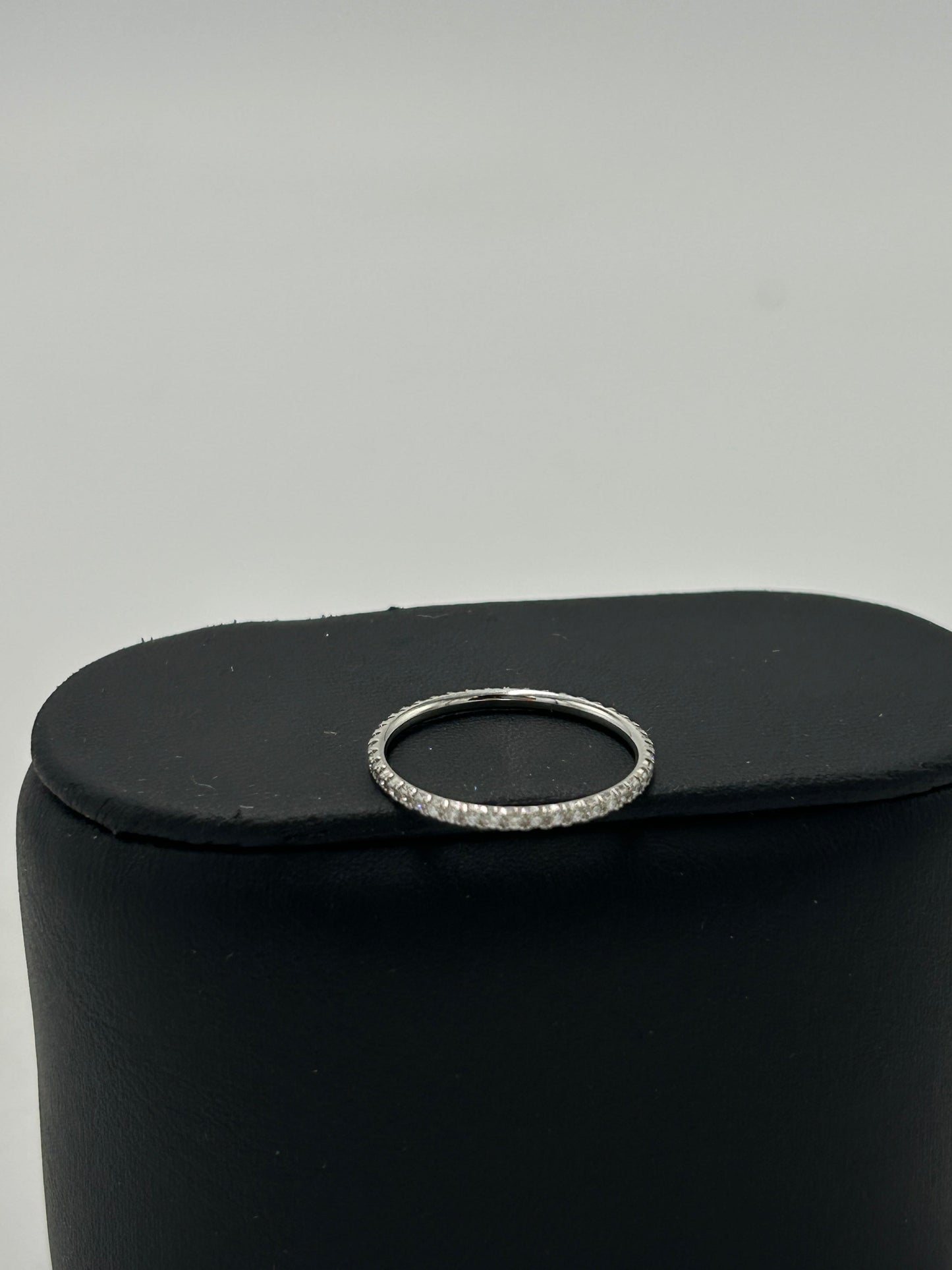 Tiffany & Company Metro Eternity Luxury Ring in Platinum, Size: 6.5