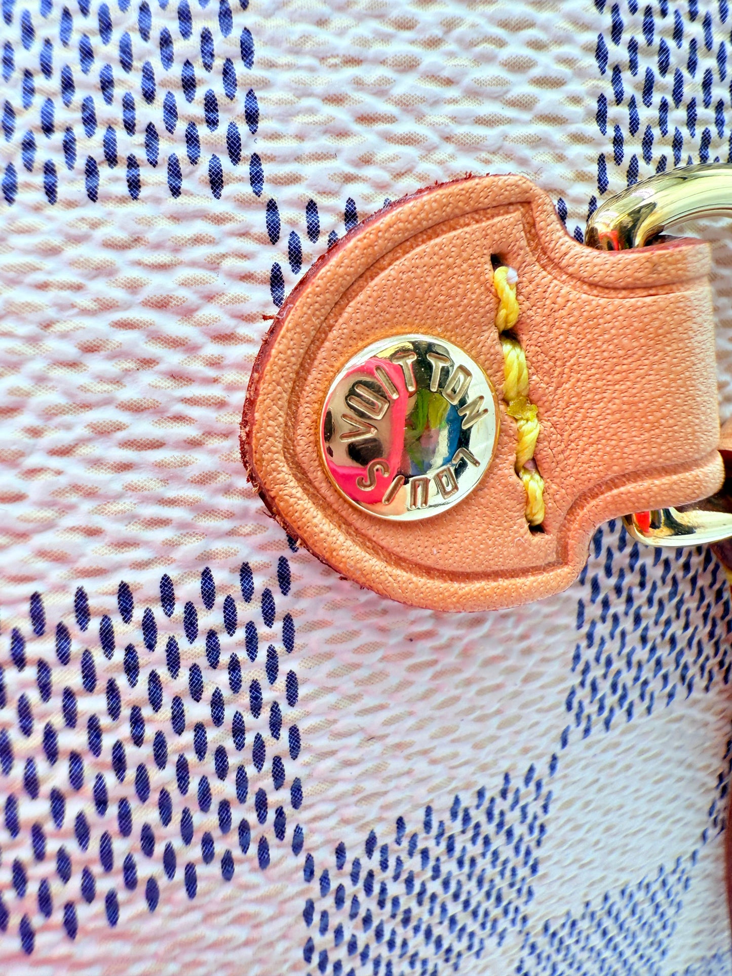 Tote Luxury Designer By Louis Vuitton, Size: Large