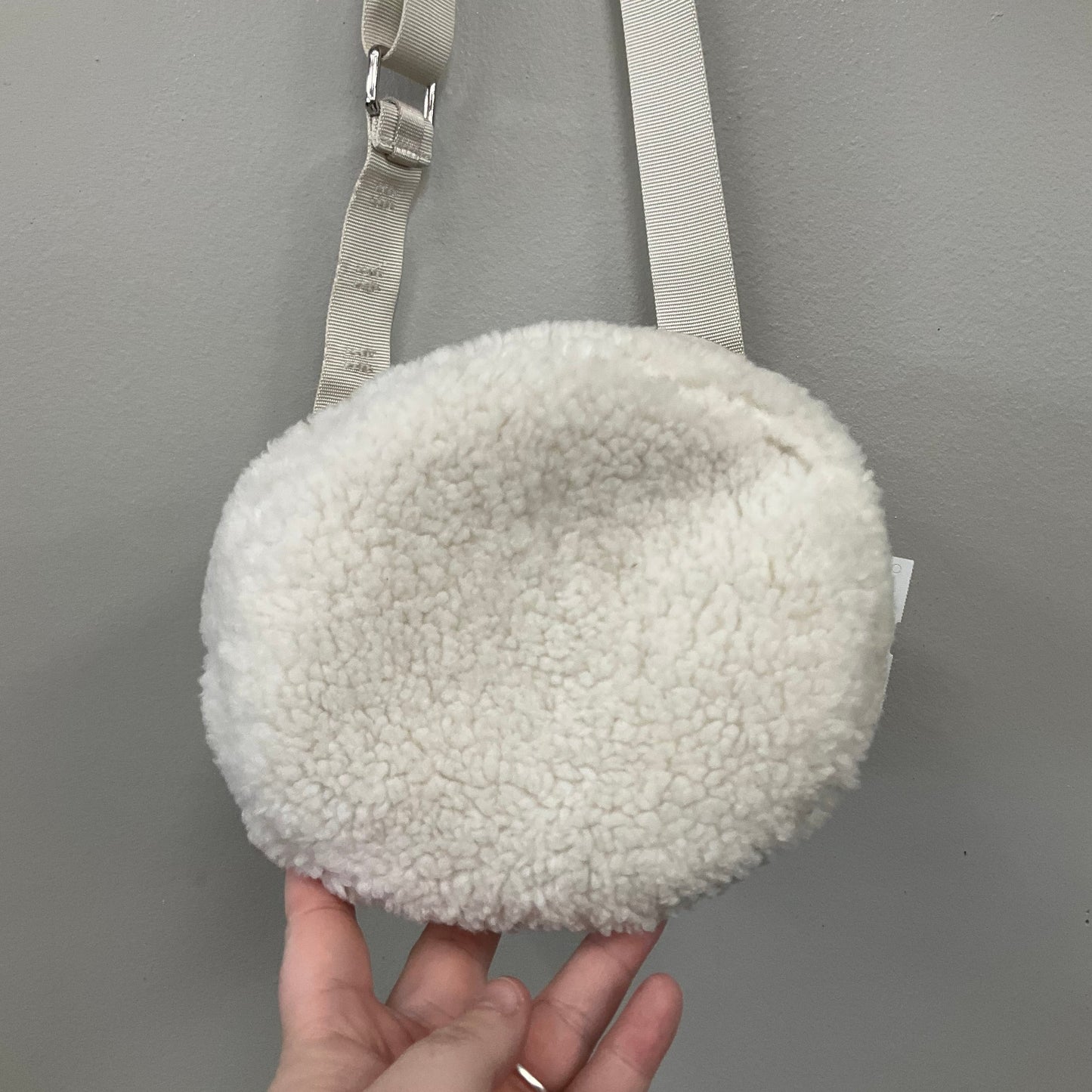 CROSSBODY by LULULEMON In WHITE, Size: SMALL