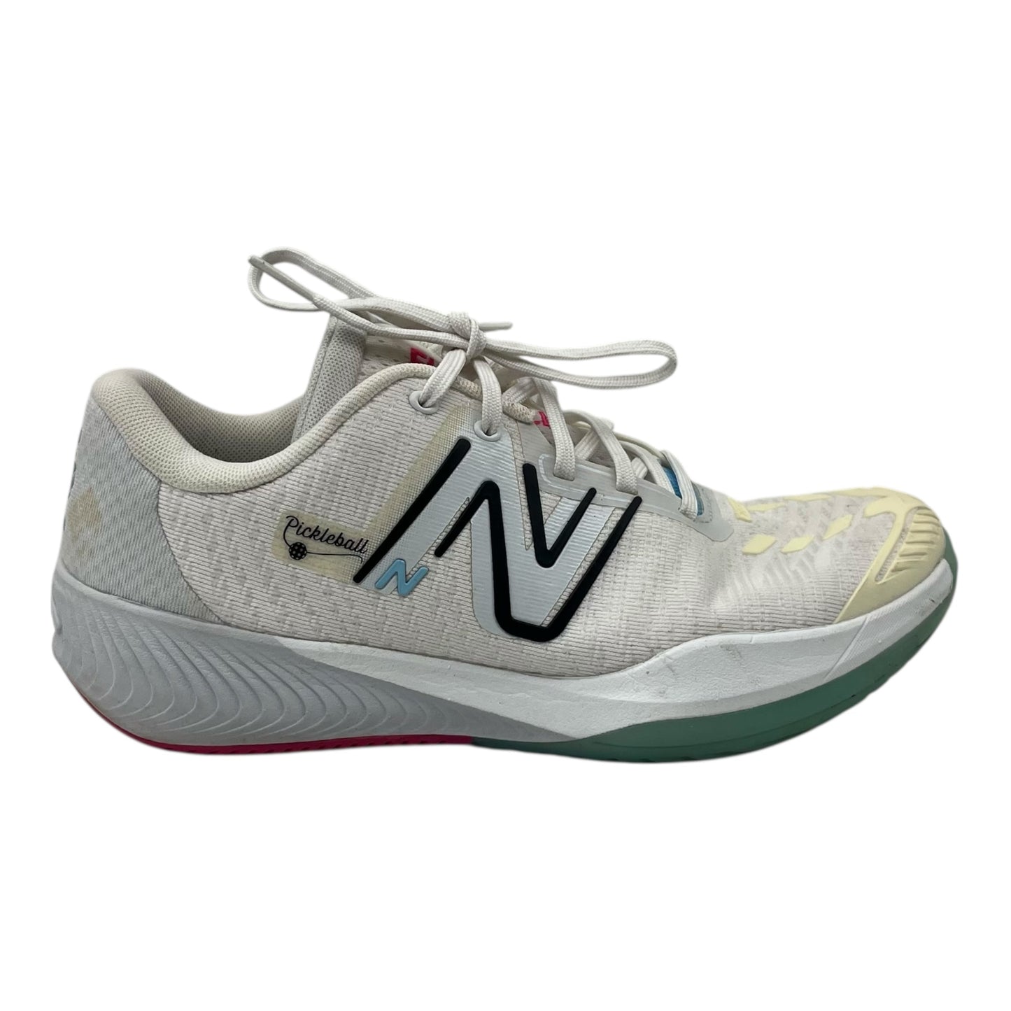 Shoes Athletic By New Balance In Cream, Size:9