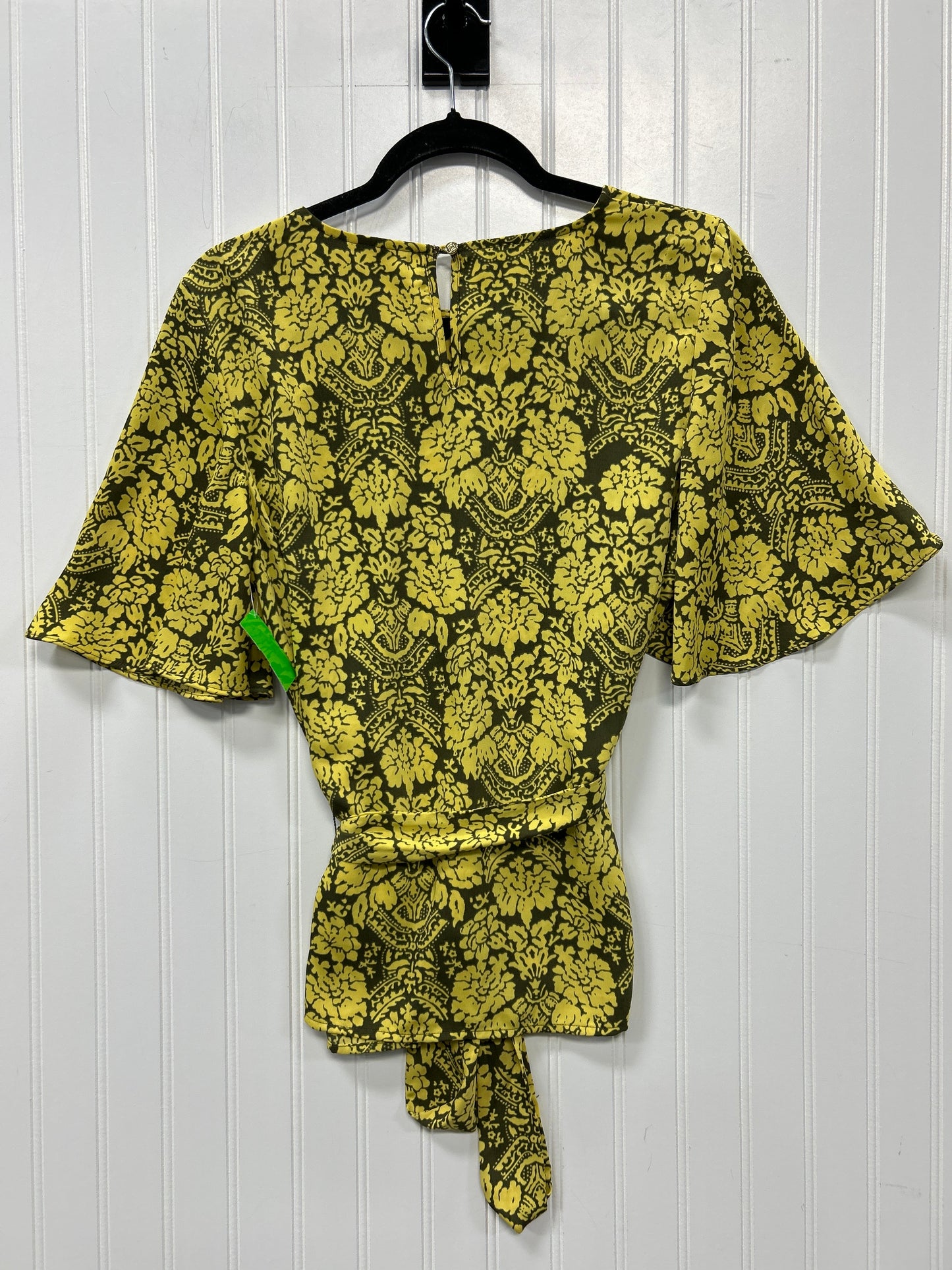 Blouse Ss By Liz Claiborne In Yellow, Size:M