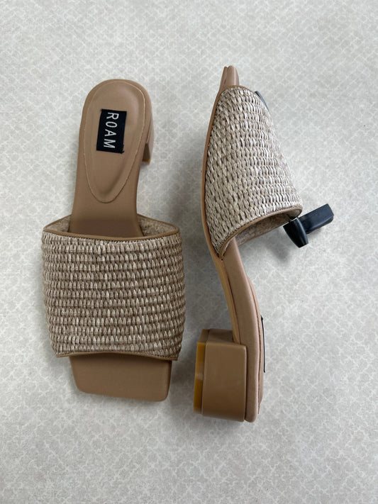 Sandals Heels Block By Clothes Mentor In Taupe, Size:6