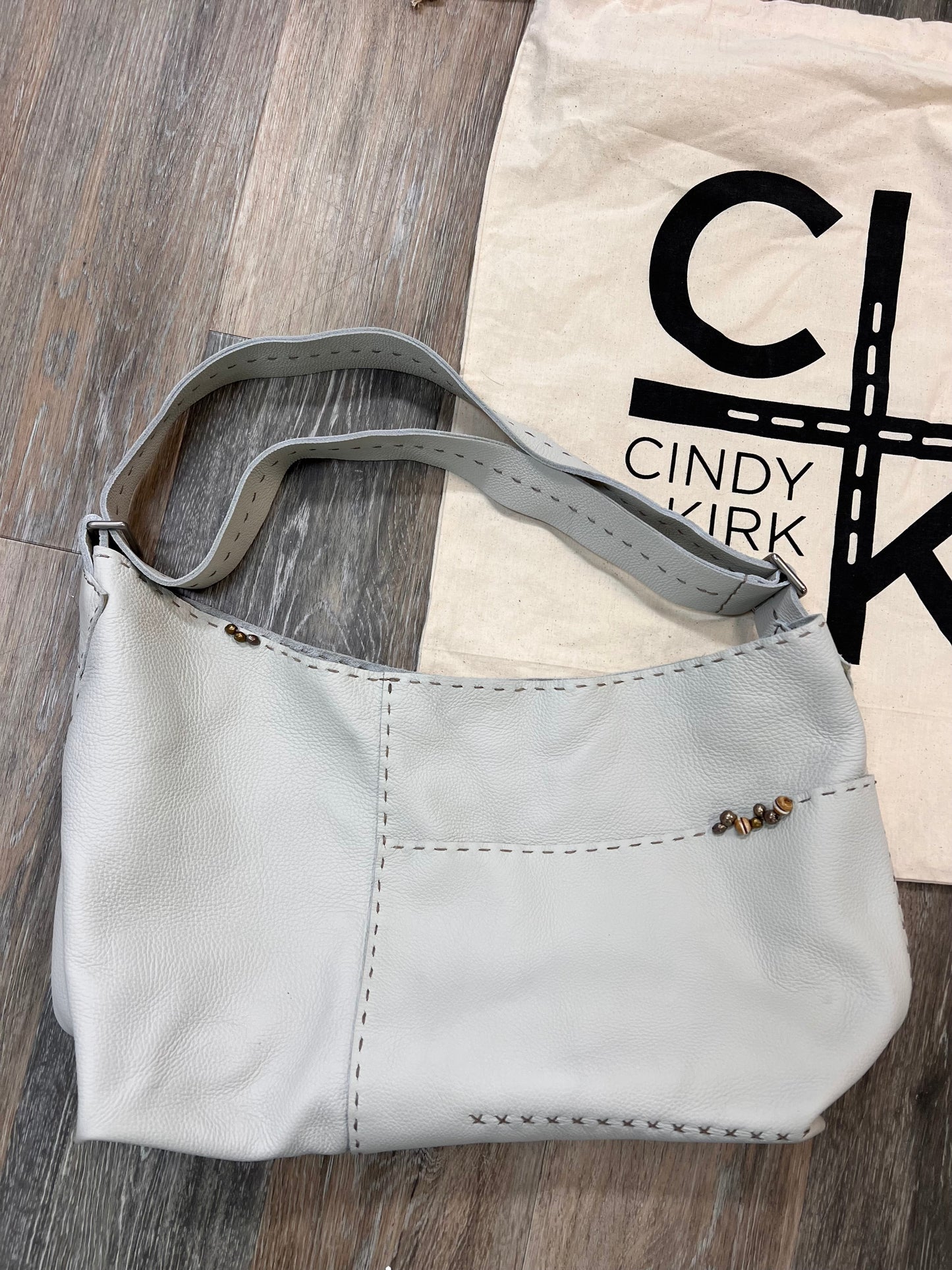 HANDBAG LEATHER by  Cindy Kirk In CREAM, Size: LARGE
