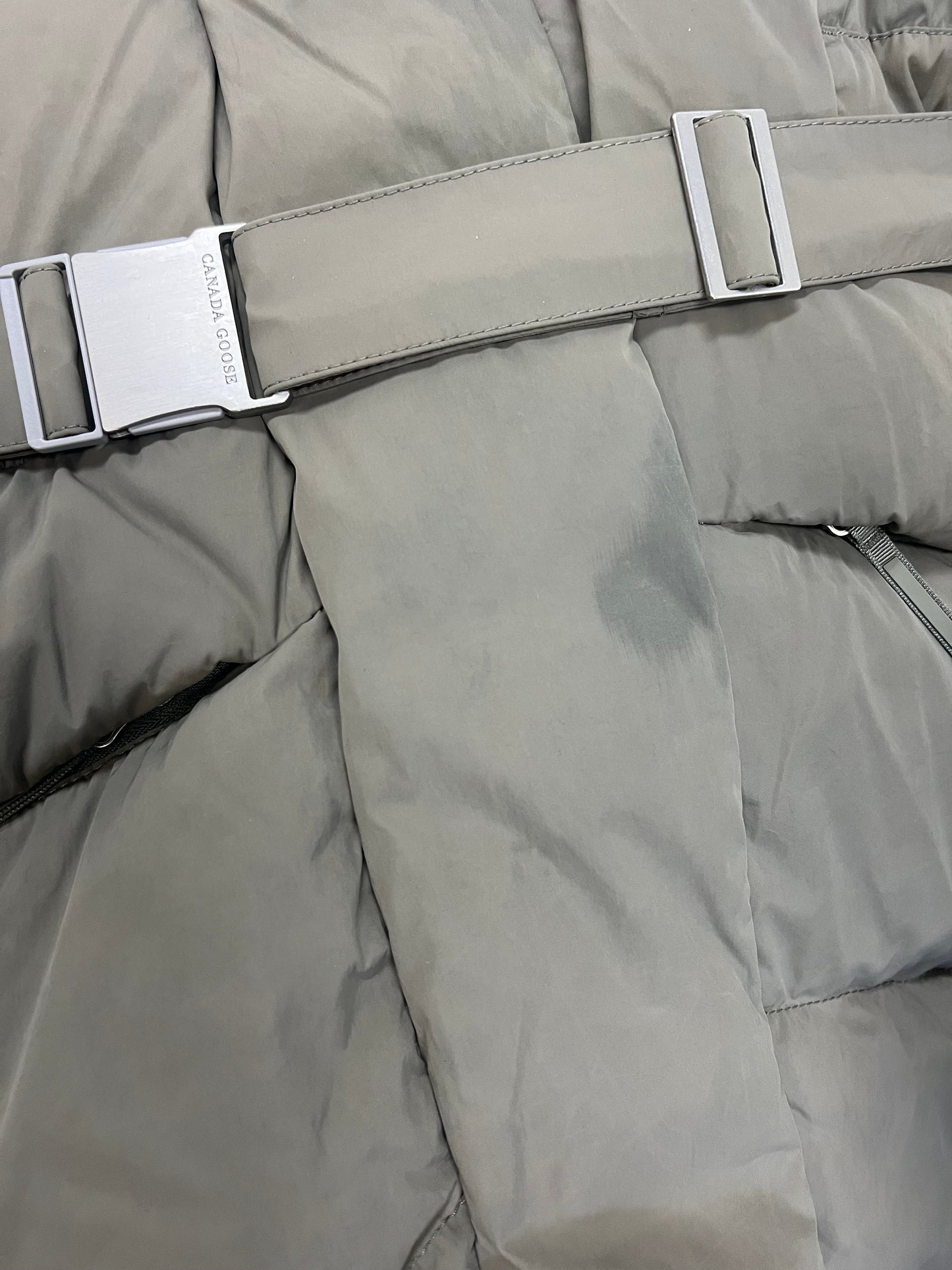 Coat Luxury Designer By Canada Goose In Green, Size: S