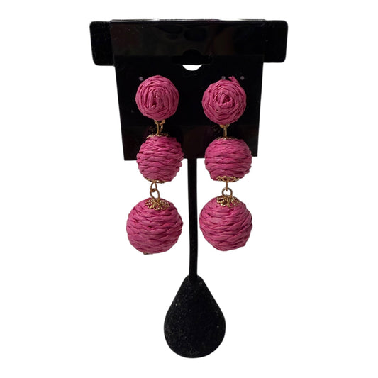 Earrings Dangle/Drop  In Pink