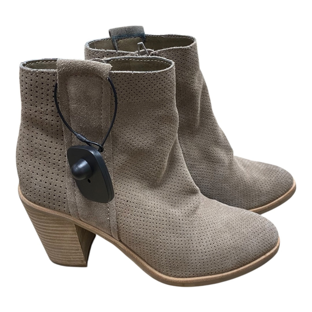 Boots Ankle Heels By Dolce Vita In Taupe, Size:8
