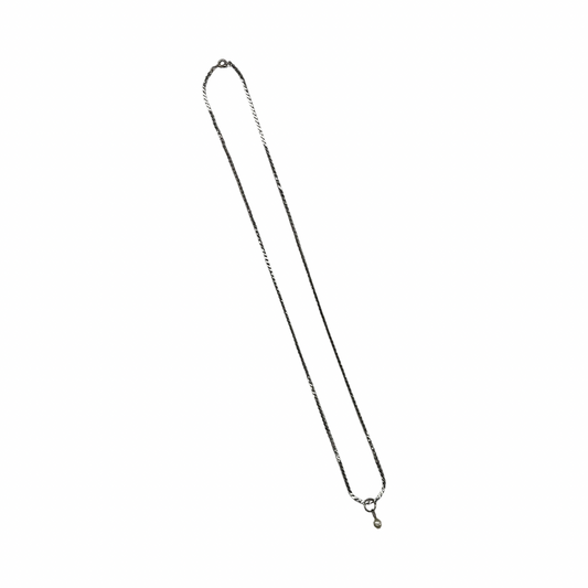 Necklace Chain By Clothes Mentor In Silver