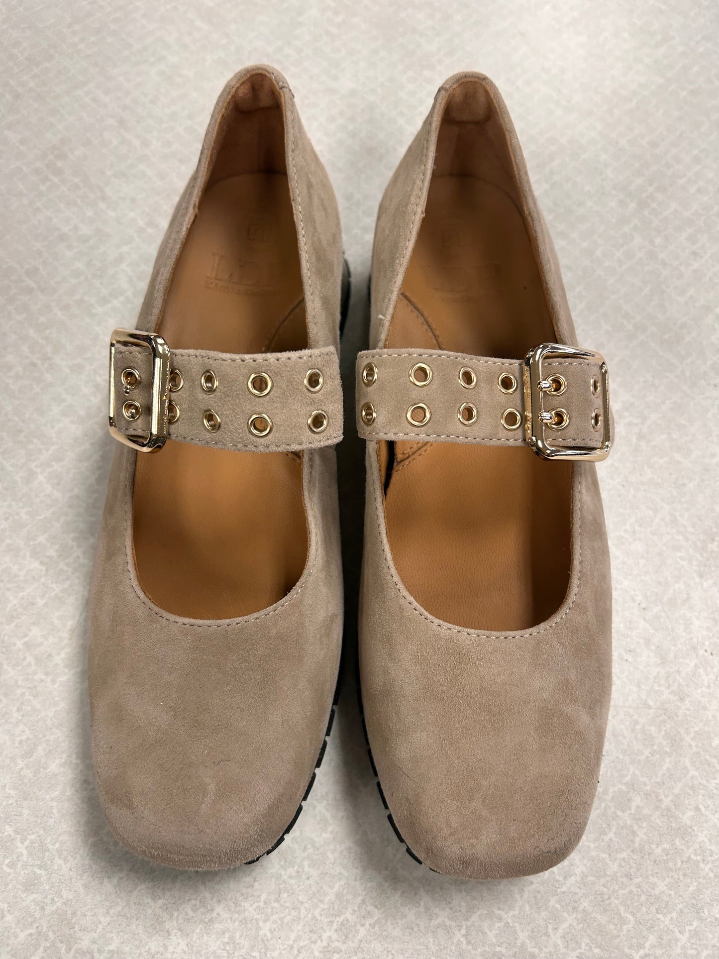 Shoes Heels Wedge By L’Amour De Pieds  In Taupe, Size:6.5