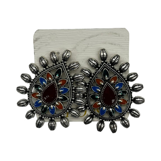 Earrings Statement By Clothes Mentor In Multi