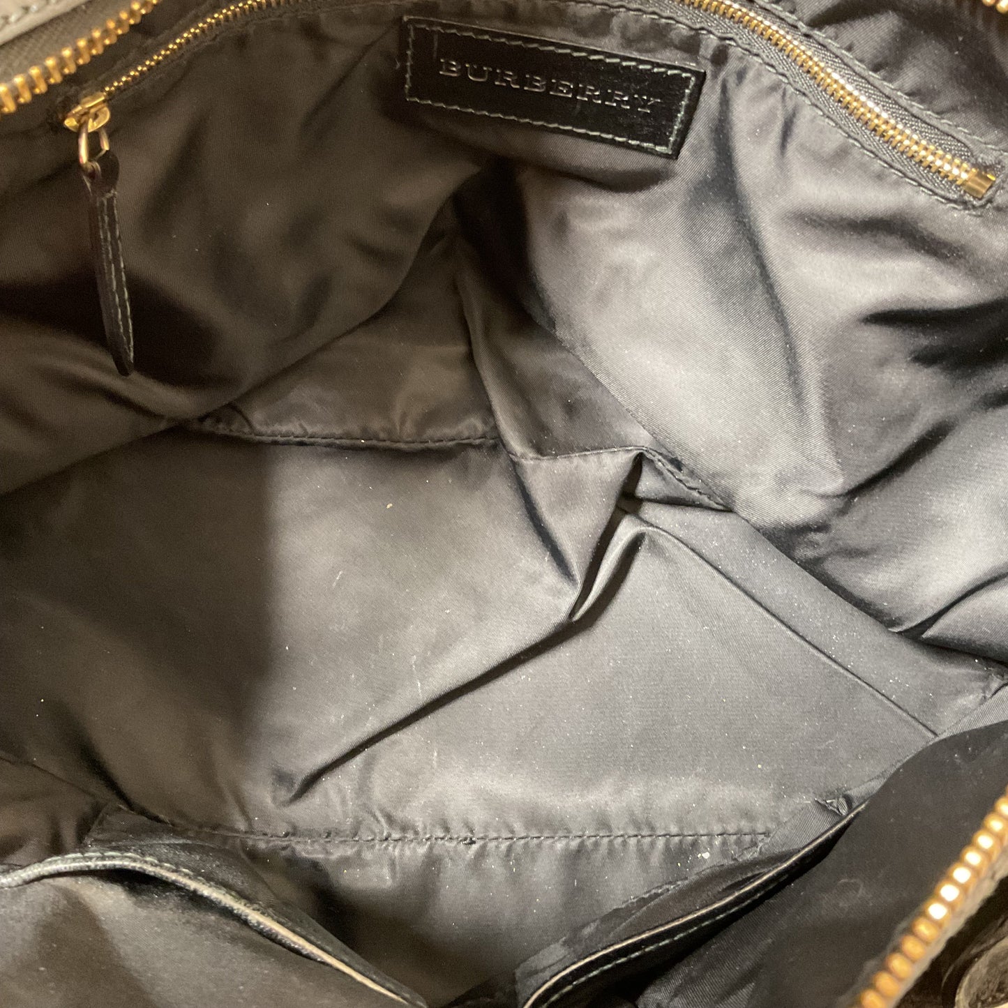 Handbag Luxury Designer By Burberry In Black, Size:Medium