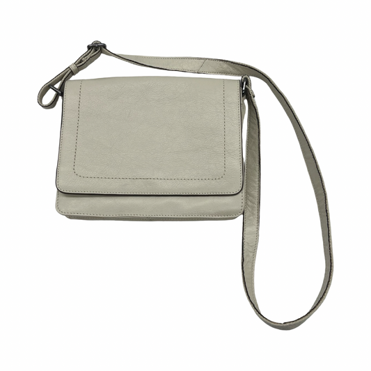 Crossbody By Clothes Mentor In Tan, Size:Medium