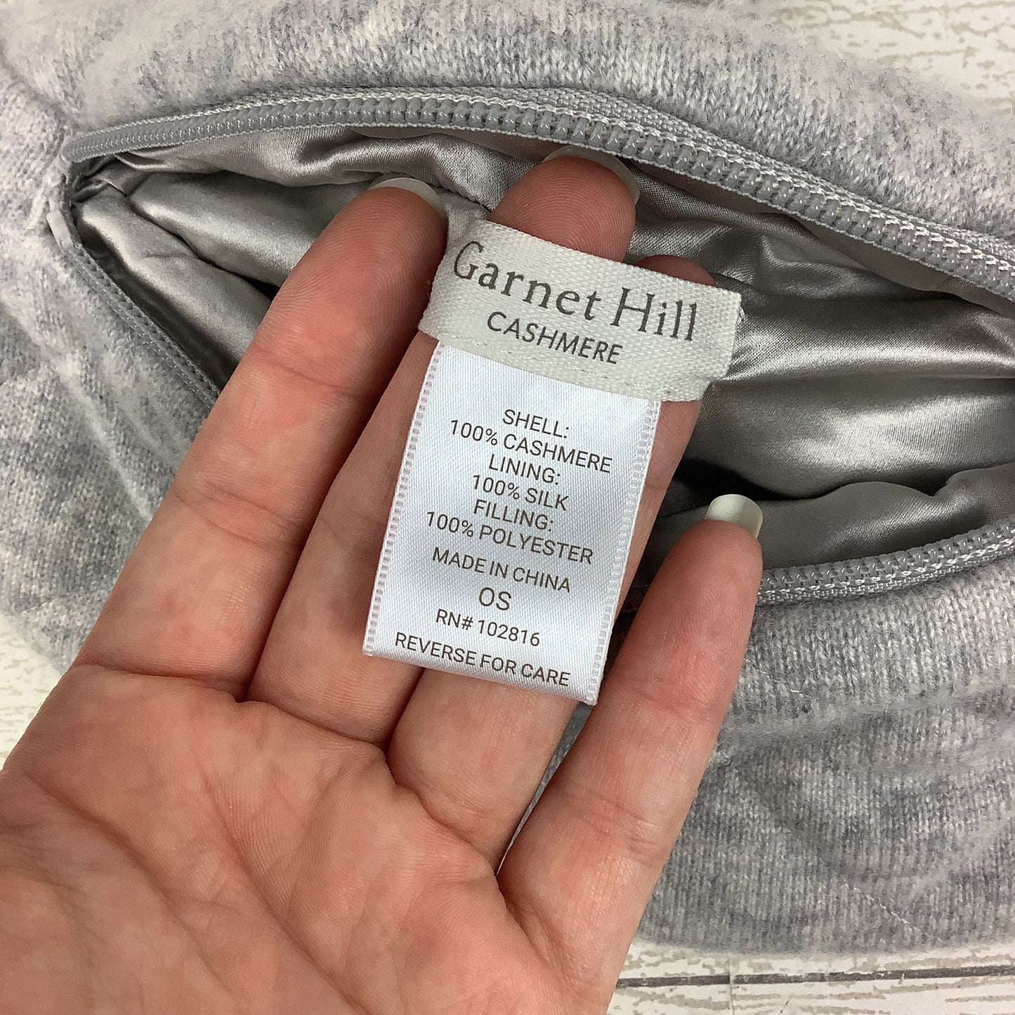 Belt Bag By Garnet Hill, Size: Small 100% cashmere/ silk