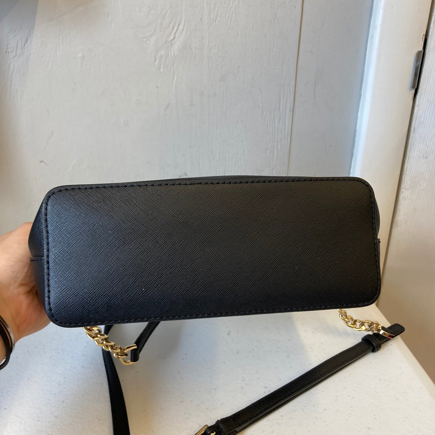 Crossbody Designer By Michael Kors In Black, Size:Small