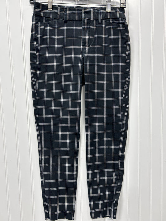 Pants Cropped By Old Navy In Black, Size:2