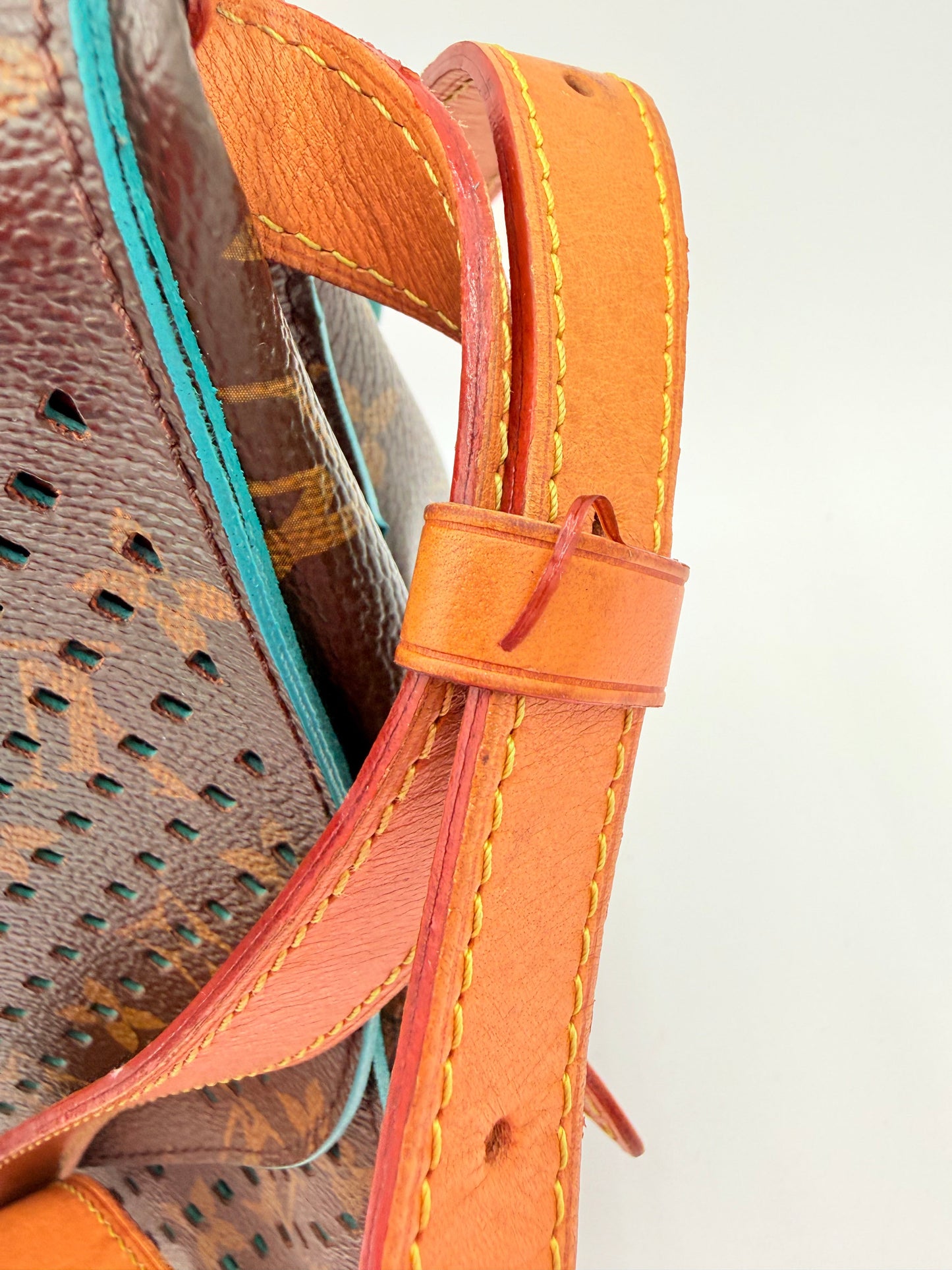 Crossbody Luxury Designer By Louis Vuitton In Blue & Brown, Size:Medium