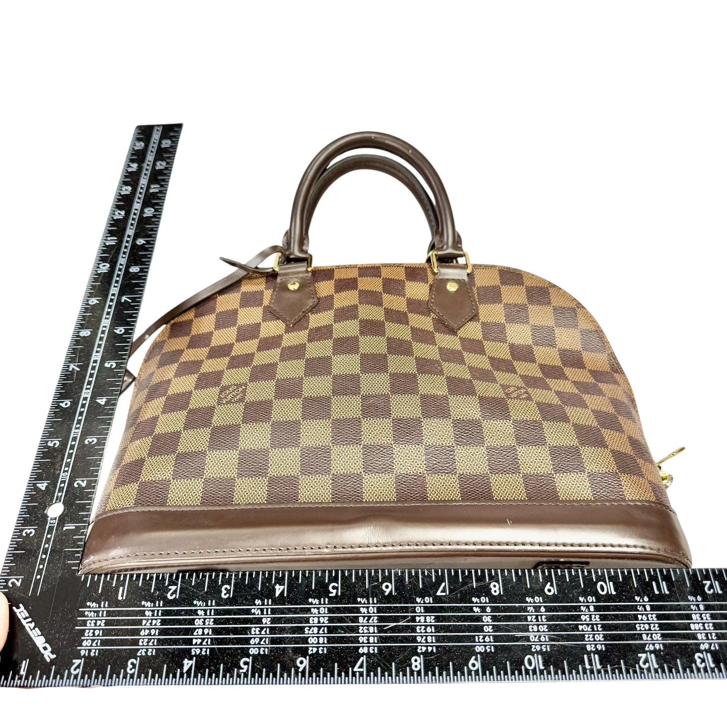Handbag Luxury Designer By Louis Vuitton, Size: Medium