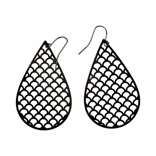 Earrings Dangle/Drop By Clothes Mentor In Silver