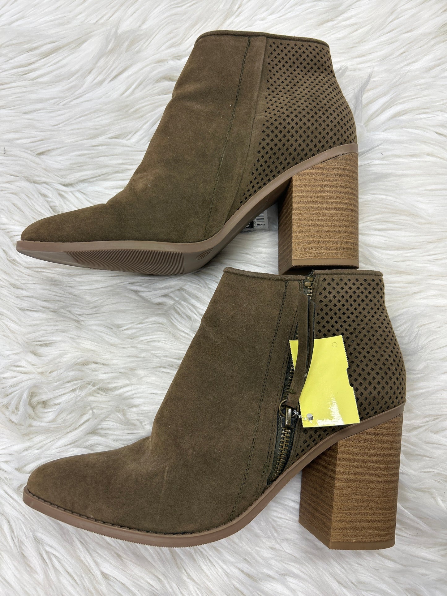 Boots Ankle Heels By Universal Thread In Brown, Size:9