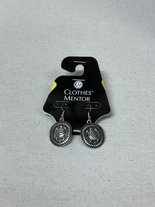 Earrings Dangle/Drop By Cmf In Silver