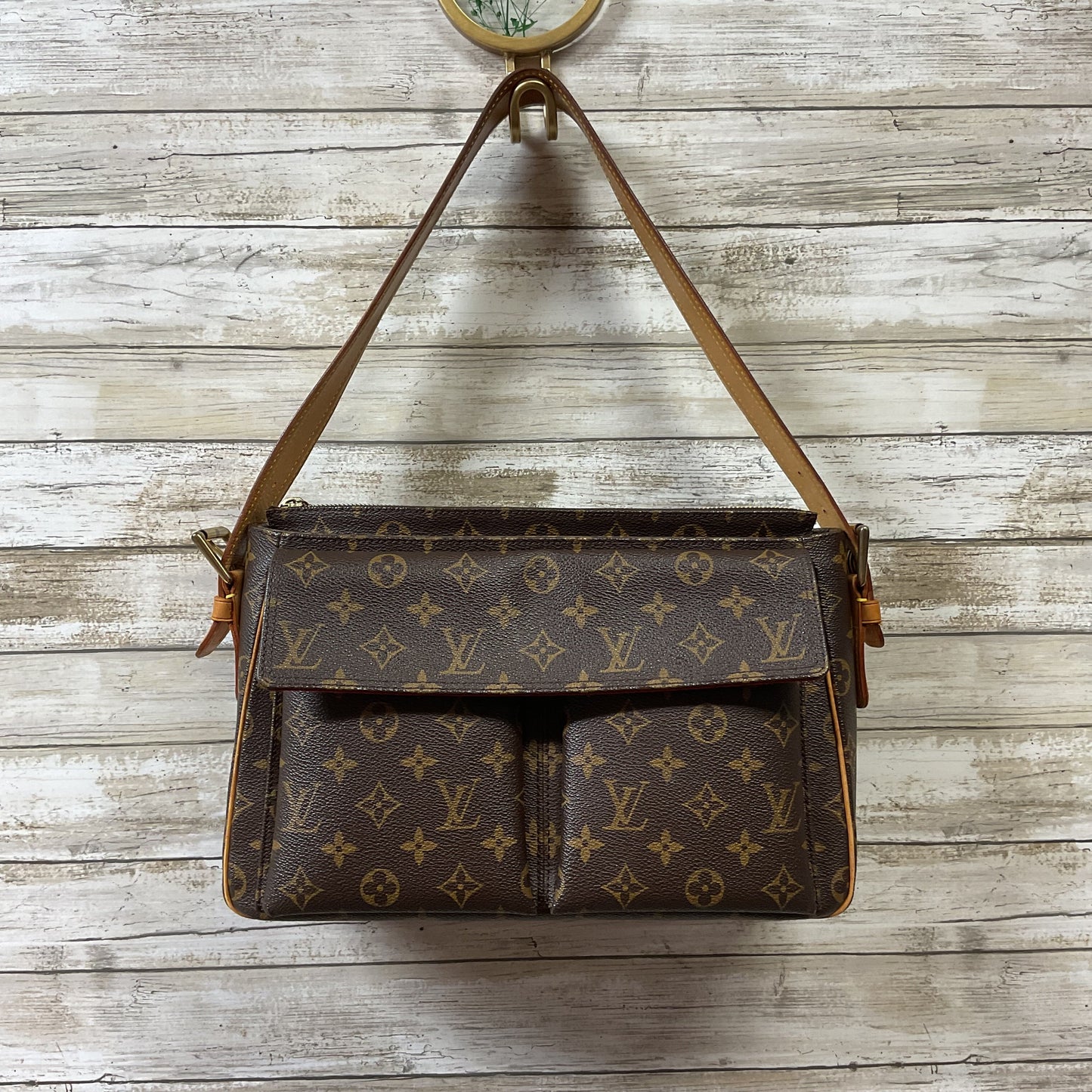 Handbag Luxury Designer By Louis Vuitton In Brown, Size:Medium