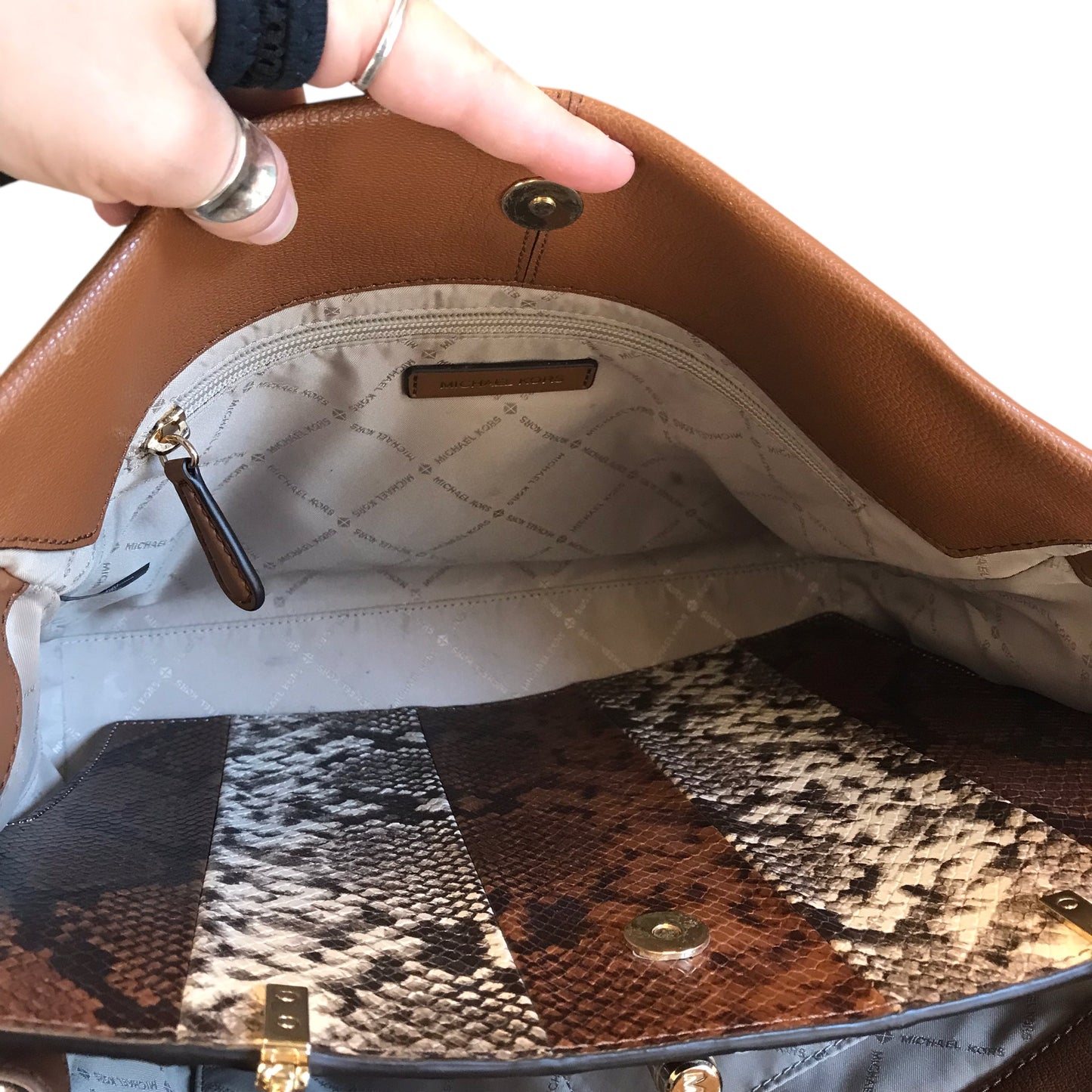 Handbag Designer By Michael Kors In Brown, Size:Medium