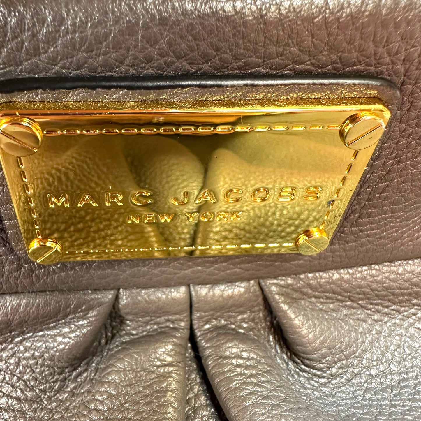 Crossbody Luxury Designer By Marc Jacobs, Size: Small