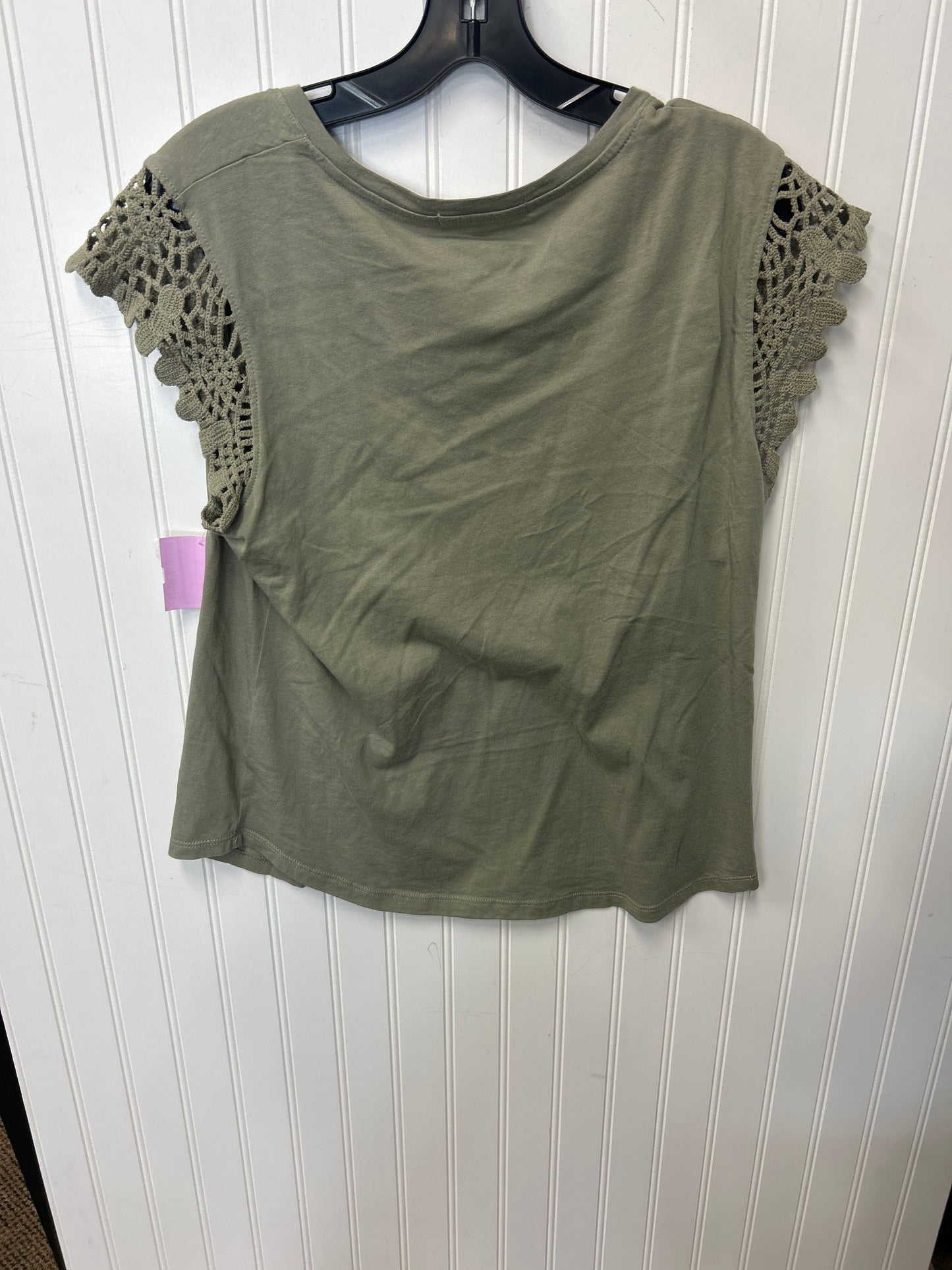 Top Sleeveless By C And C In Green, Size:M