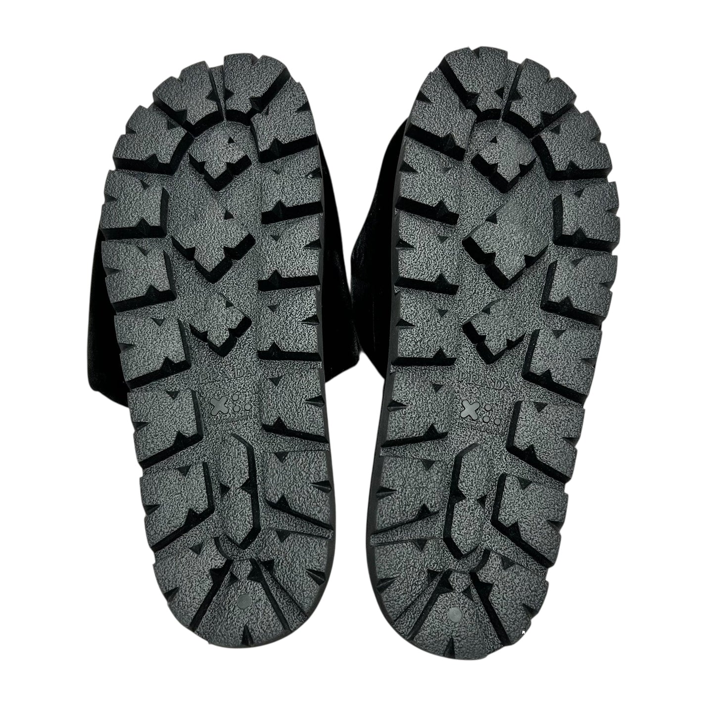 Shoes Luxury Designer By Prada In Black & White, Size: 10.5