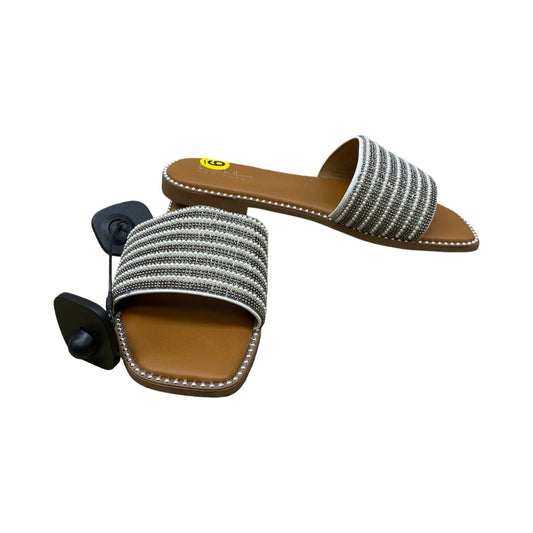 Sandals Flats By Nicole Miller In Striped Pattern, Size:9