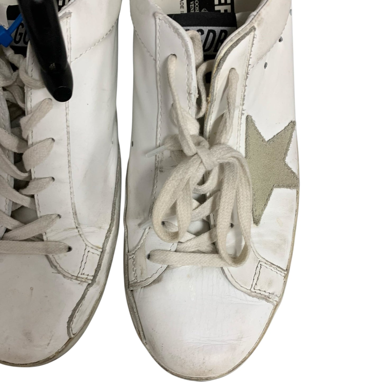 Shoes Luxury Designer By Golden Goose In White, Size: 10.5