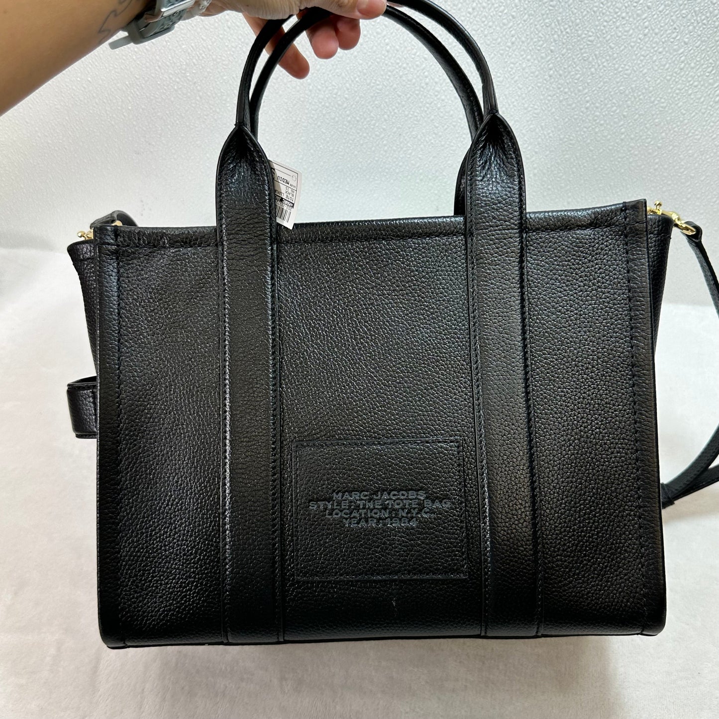 Tote Luxury Designer By Marc Jacobs, Size: Medium