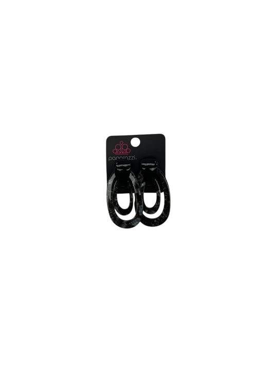 Earrings Dangle/Drop By Paparazzi In Black