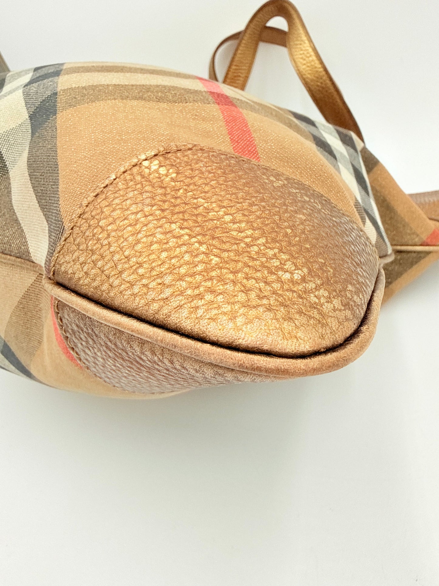 Handbag Luxury Designer By Burberry In Plaid Pattern, Size:Medium